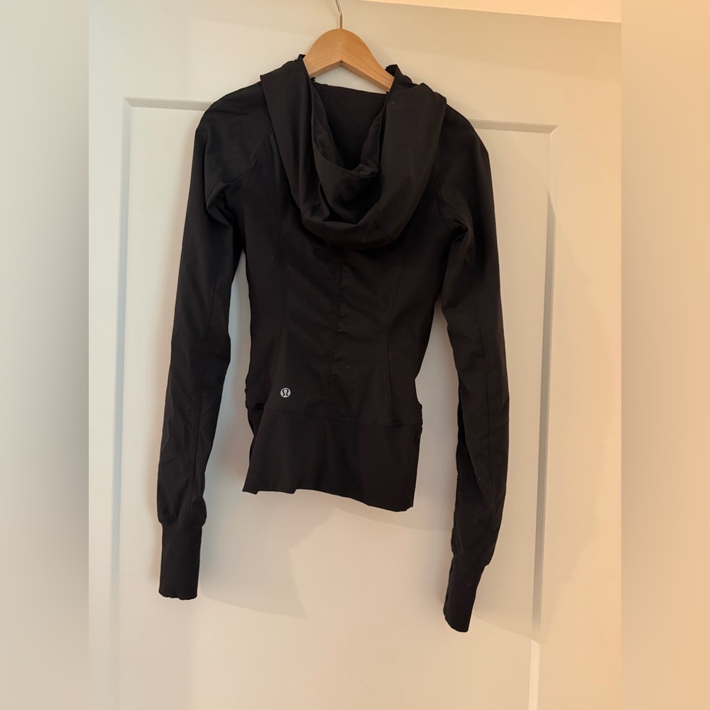 Lululemon In Flux Jacket - Picture 4 of 4